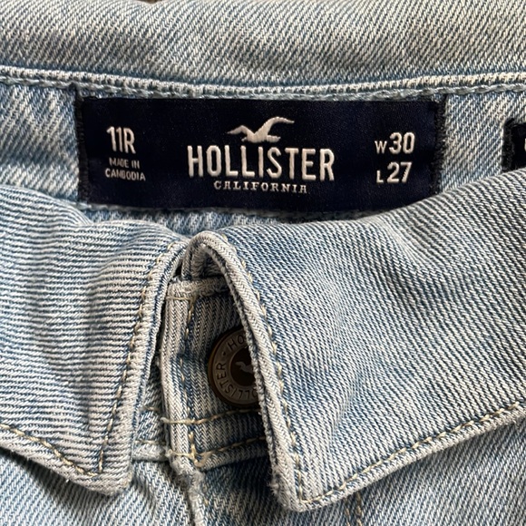 ultra high rise mom jeans from hollister vintage stretch size- 11R W30 L27 - Picture 2 of 3